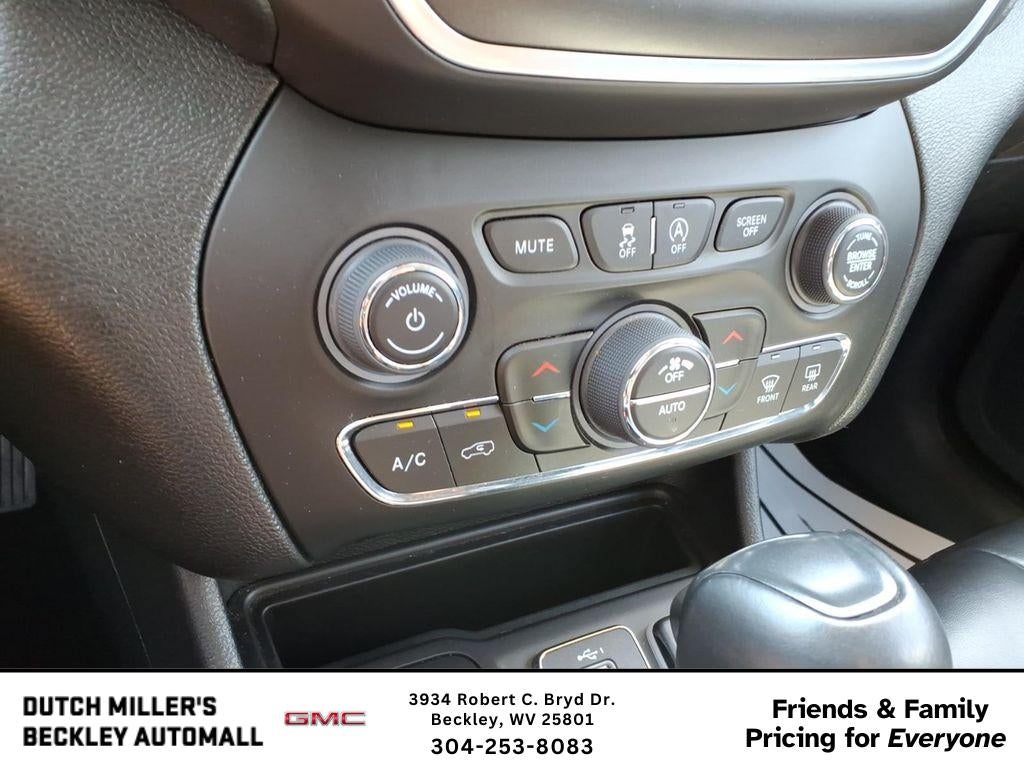 2022 Jeep Cherokee Trailhawk