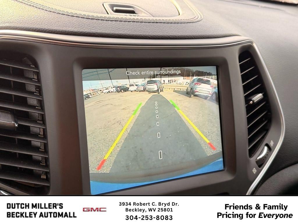 2022 Jeep Cherokee Latitude Lux