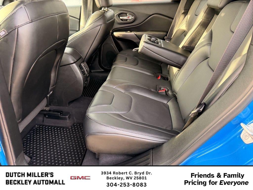 2022 Jeep Cherokee Latitude Lux