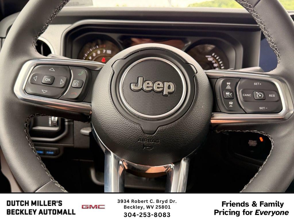 2025 Jeep Wrangler 4xe Sahara