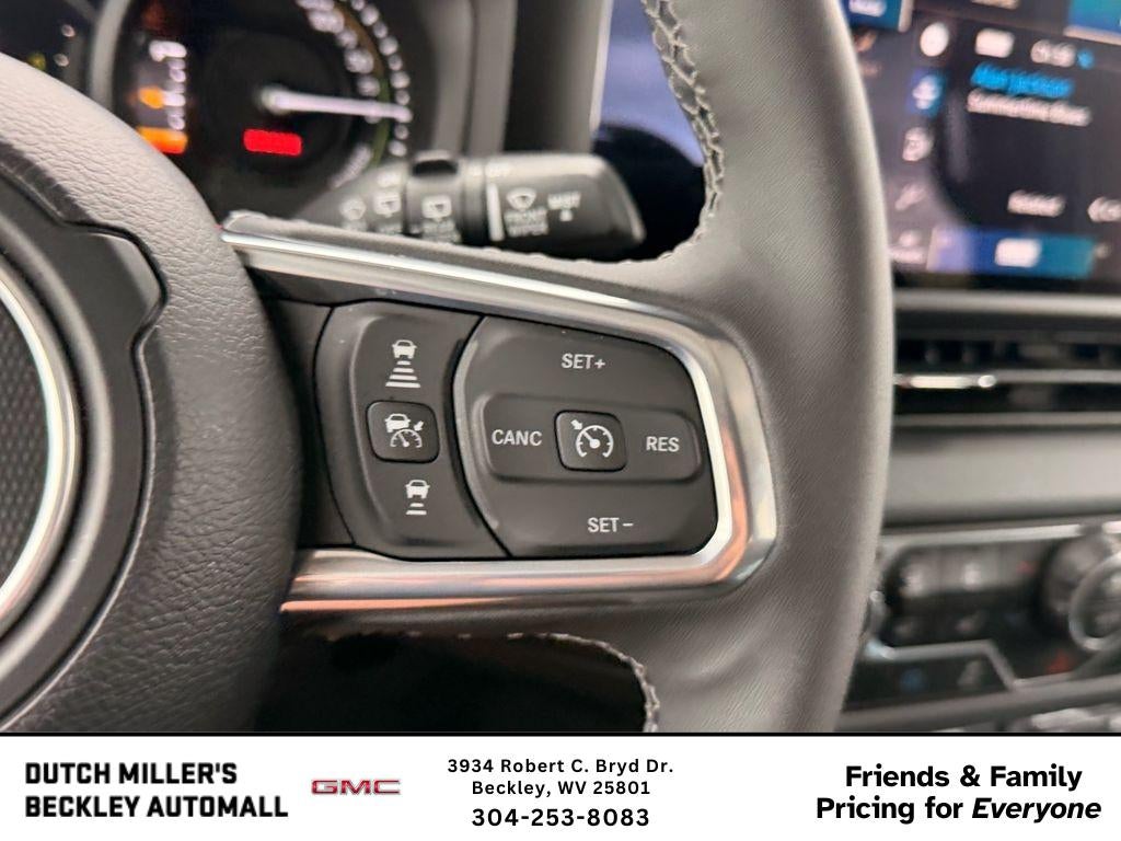 2025 Jeep Wrangler 4xe Sahara