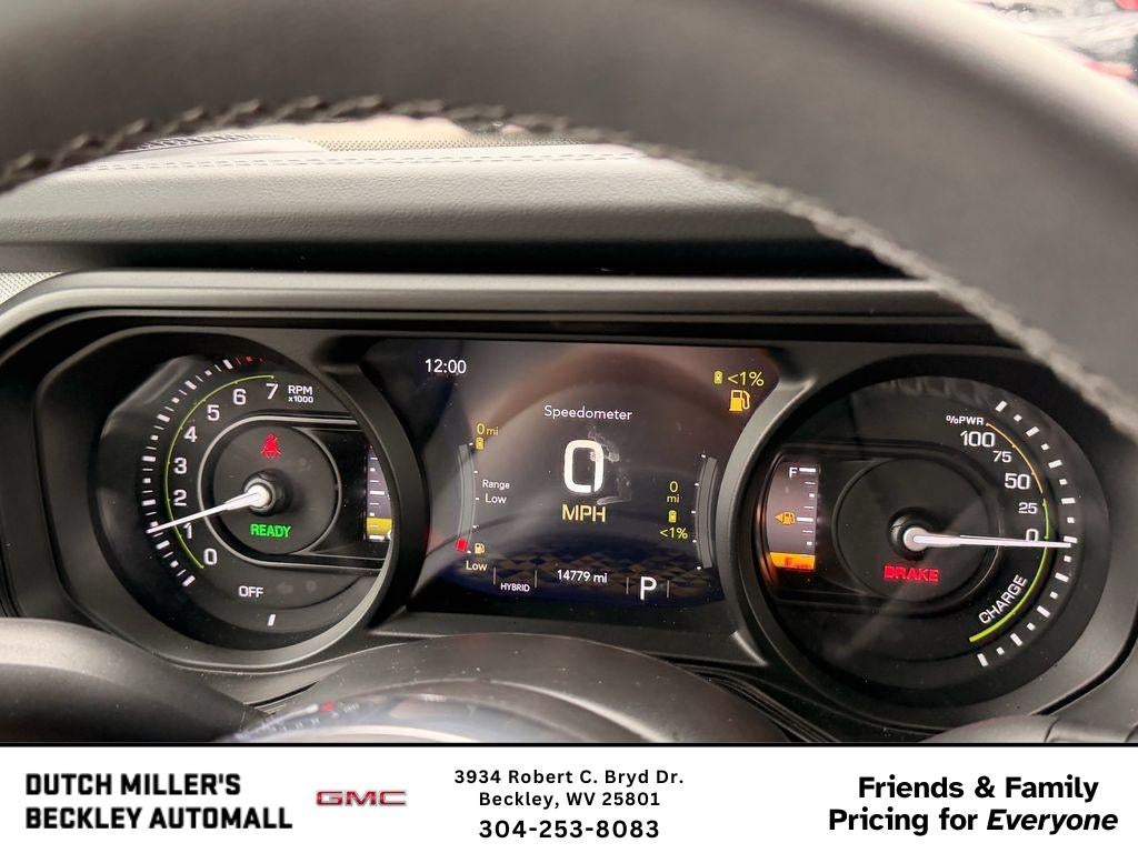 2025 Jeep Wrangler 4xe Sahara