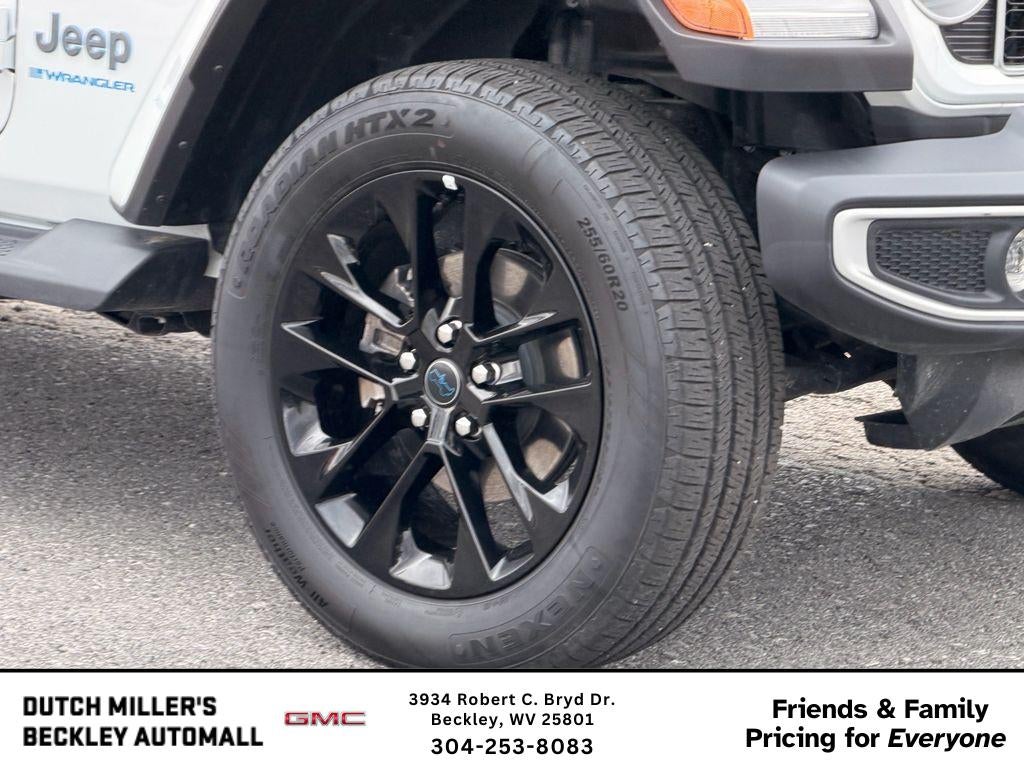 2025 Jeep Wrangler 4xe Sahara