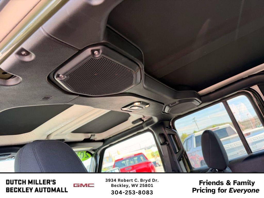 2022 Jeep Gladiator Altitude