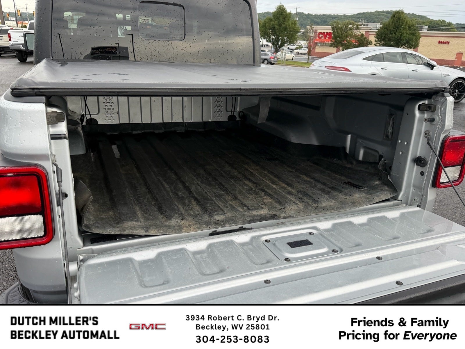 2022 Jeep Gladiator Overland