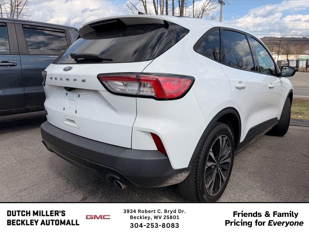 2021 Ford Escape SE