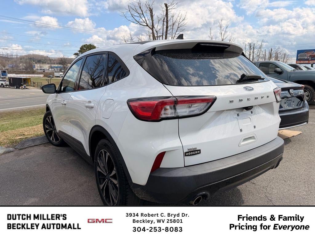 2021 Ford Escape SE