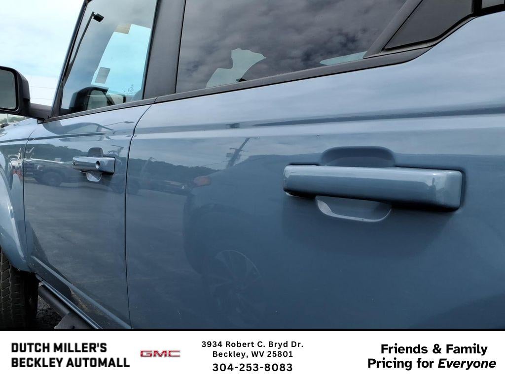 2024 Ford Bronco Outer Banks