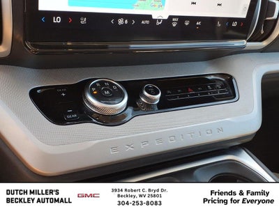 2025 Ford Expedition Active