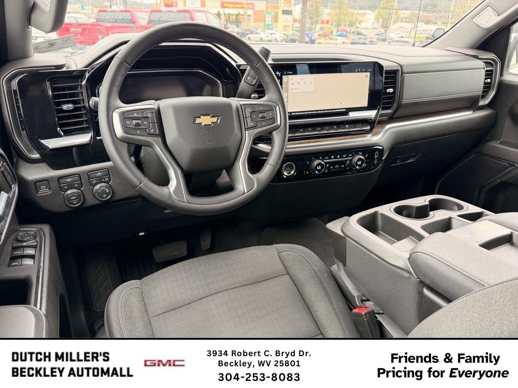 2023 Chevrolet Silverado 1500 LT (2FL)