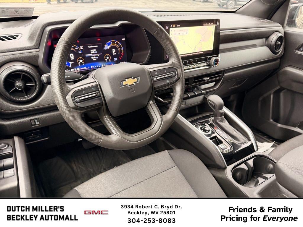 2024 Chevrolet Colorado WT