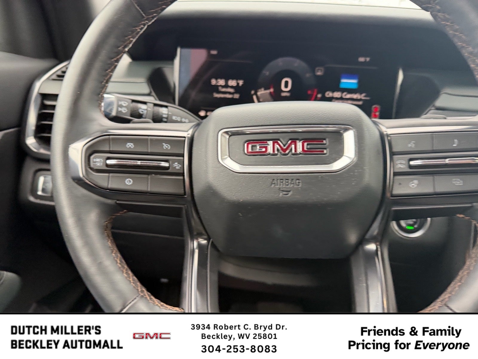 2025 GMC Acadia AT4