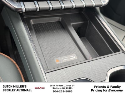 2025 GMC Acadia AT4