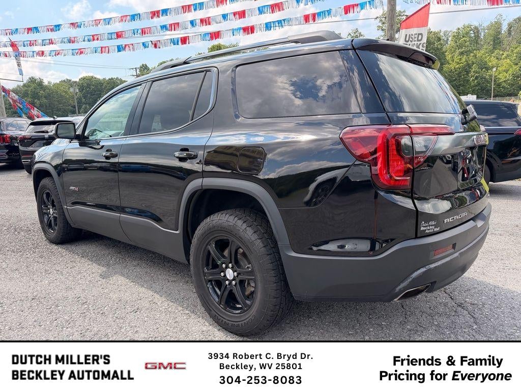 2021 GMC Acadia AT4