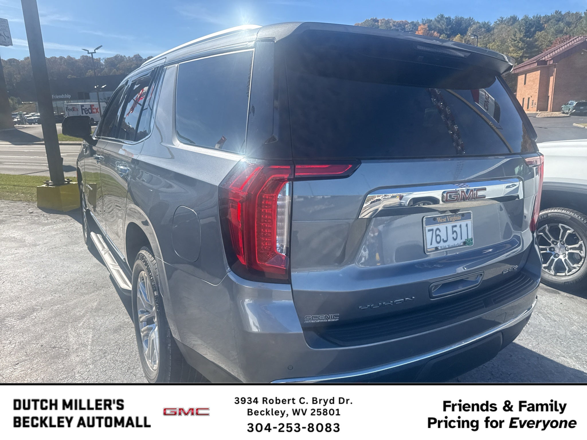 2022 GMC Yukon SLT