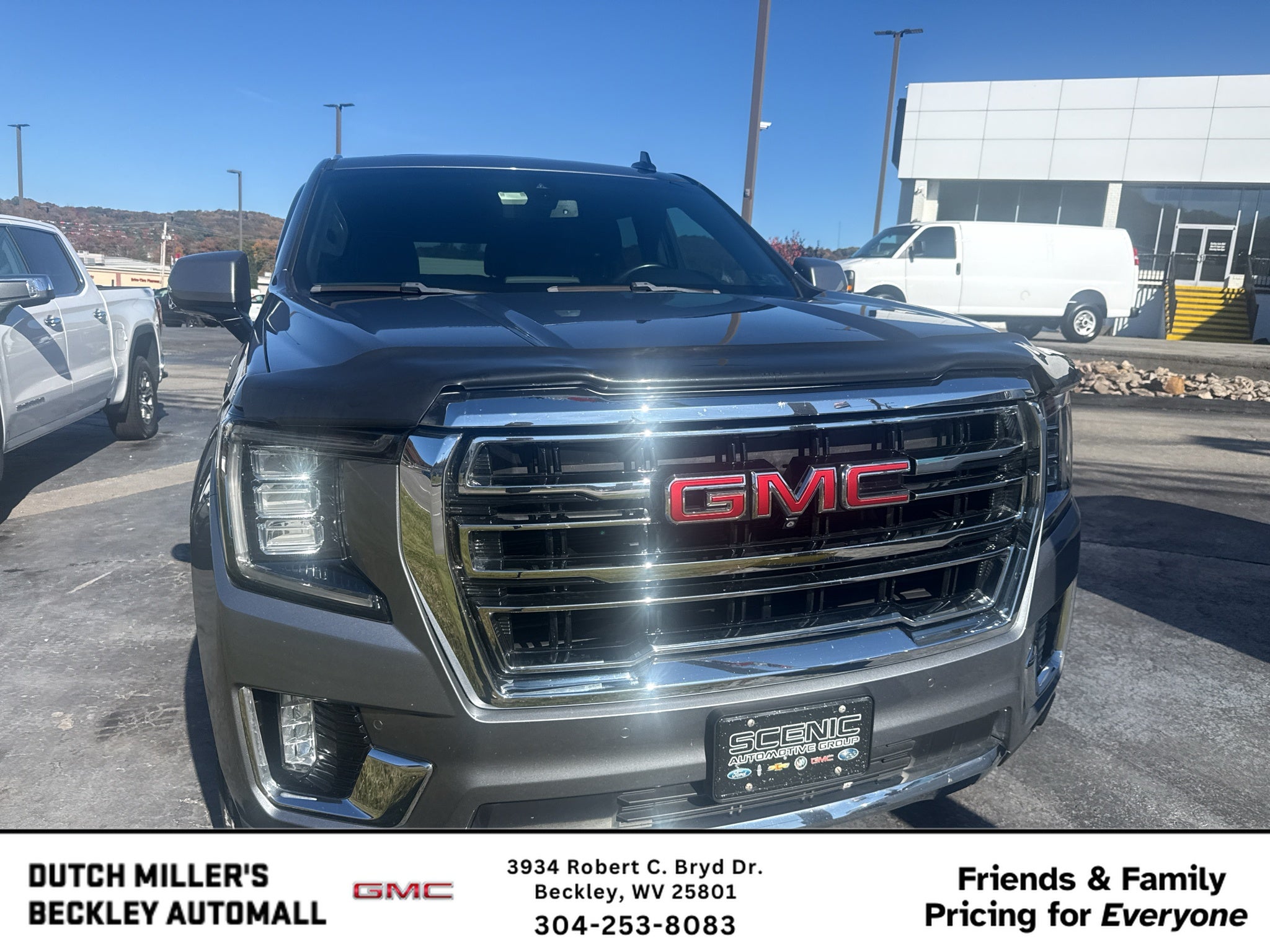 2022 GMC Yukon SLT