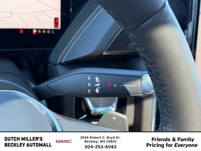 2025 GMC Yukon Elevation