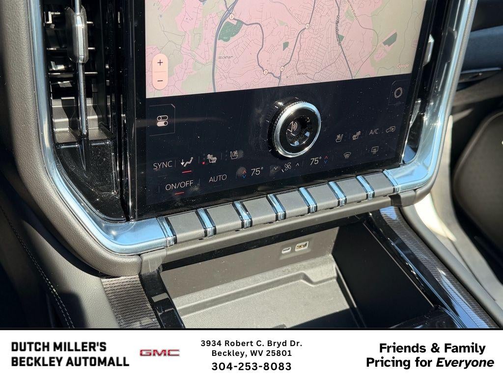 2025 GMC Yukon Elevation