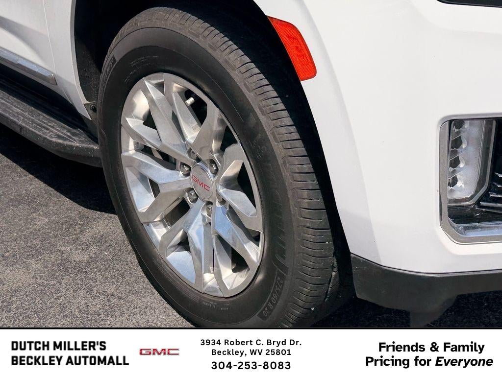 2023 GMC Yukon XL SLT