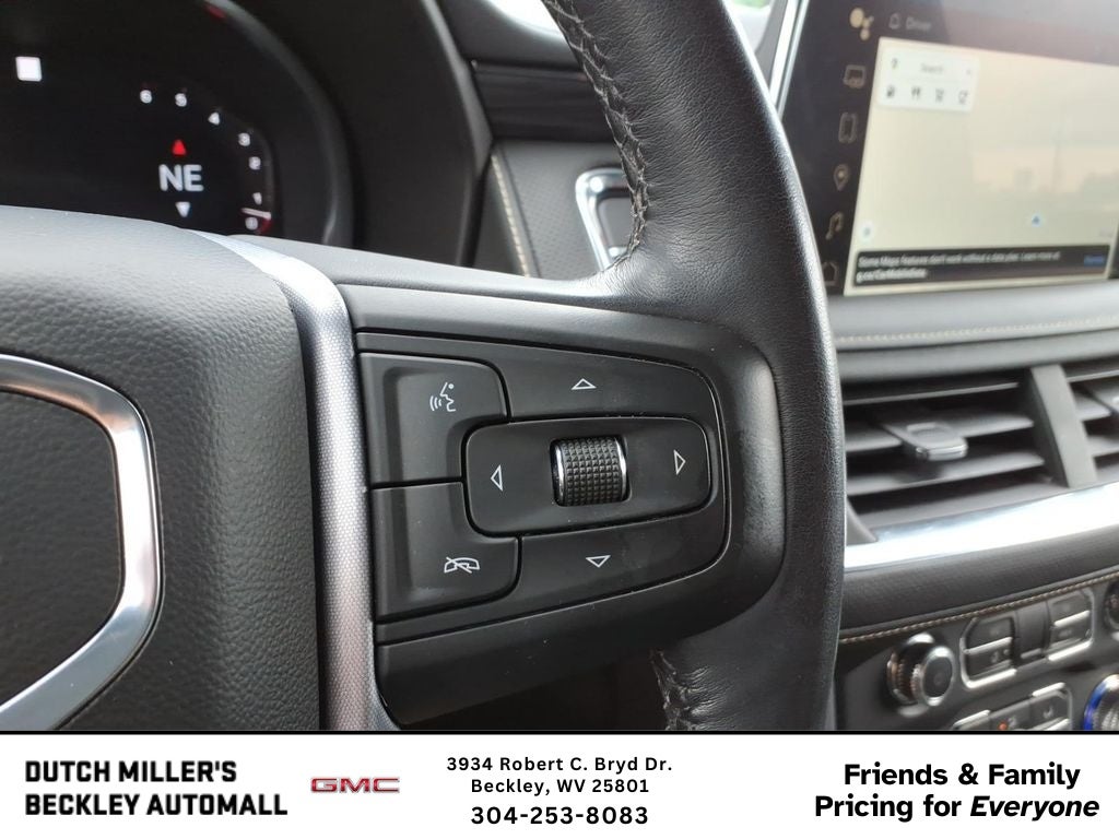 2022 GMC Yukon XL SLT