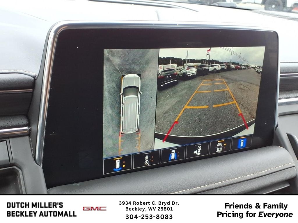 2022 GMC Yukon XL SLT