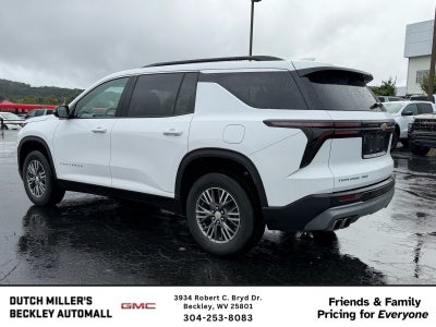 2025 Chevrolet Traverse LT
