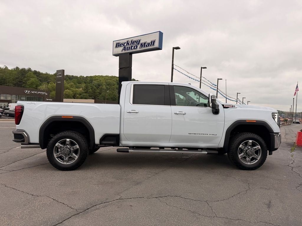 2026 GMC Sierra 2500 HD SLT