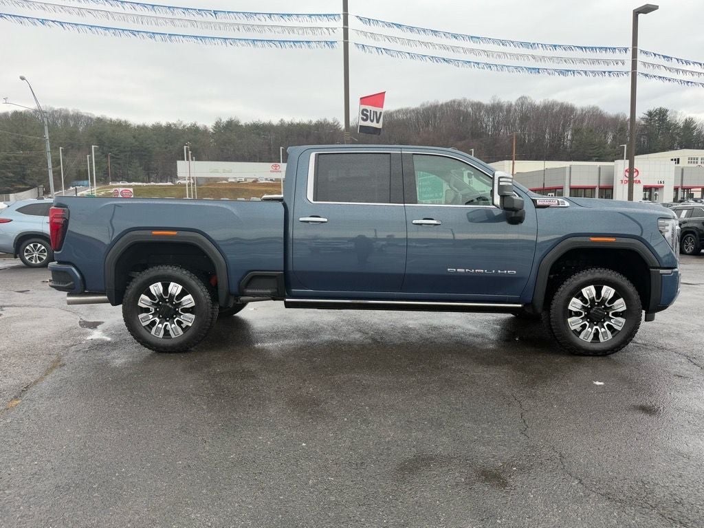 2025 GMC Sierra 2500 HD Denali