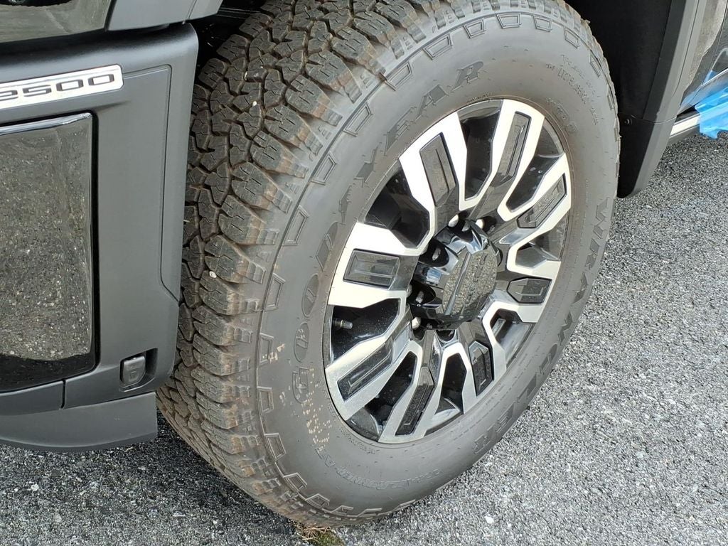 2026 GMC Sierra 2500HD Denali Ultimate - Photo 8