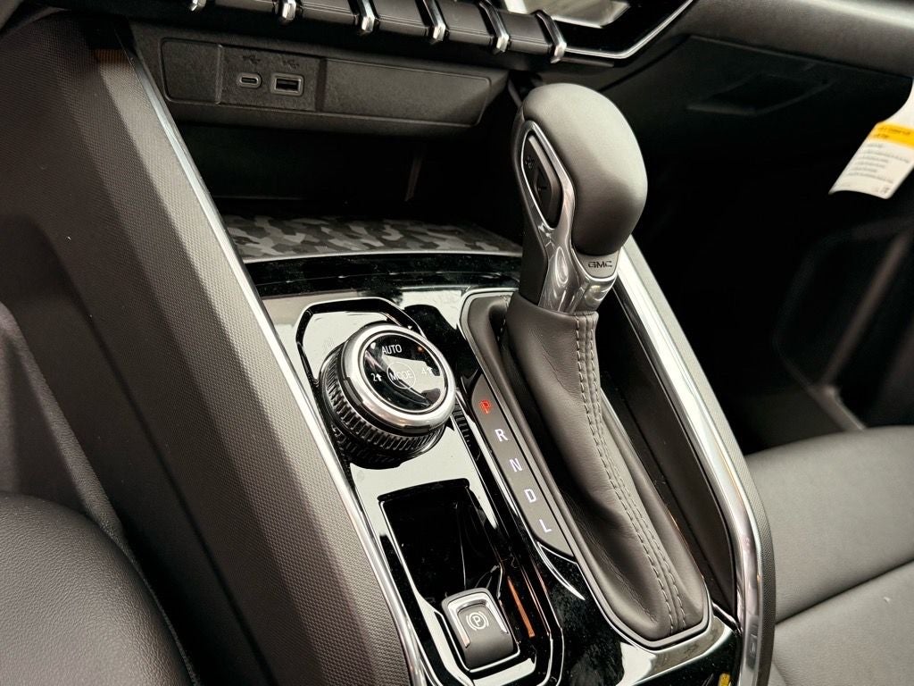 2025 GMC Canyon Elevation