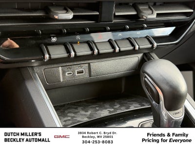 2025 GMC Canyon Elevation