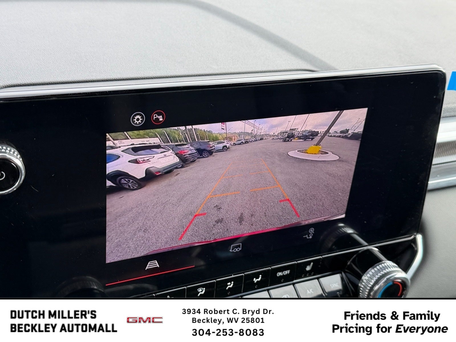 2025 GMC Canyon Elevation