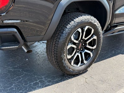 2025 GMC Canyon AT4