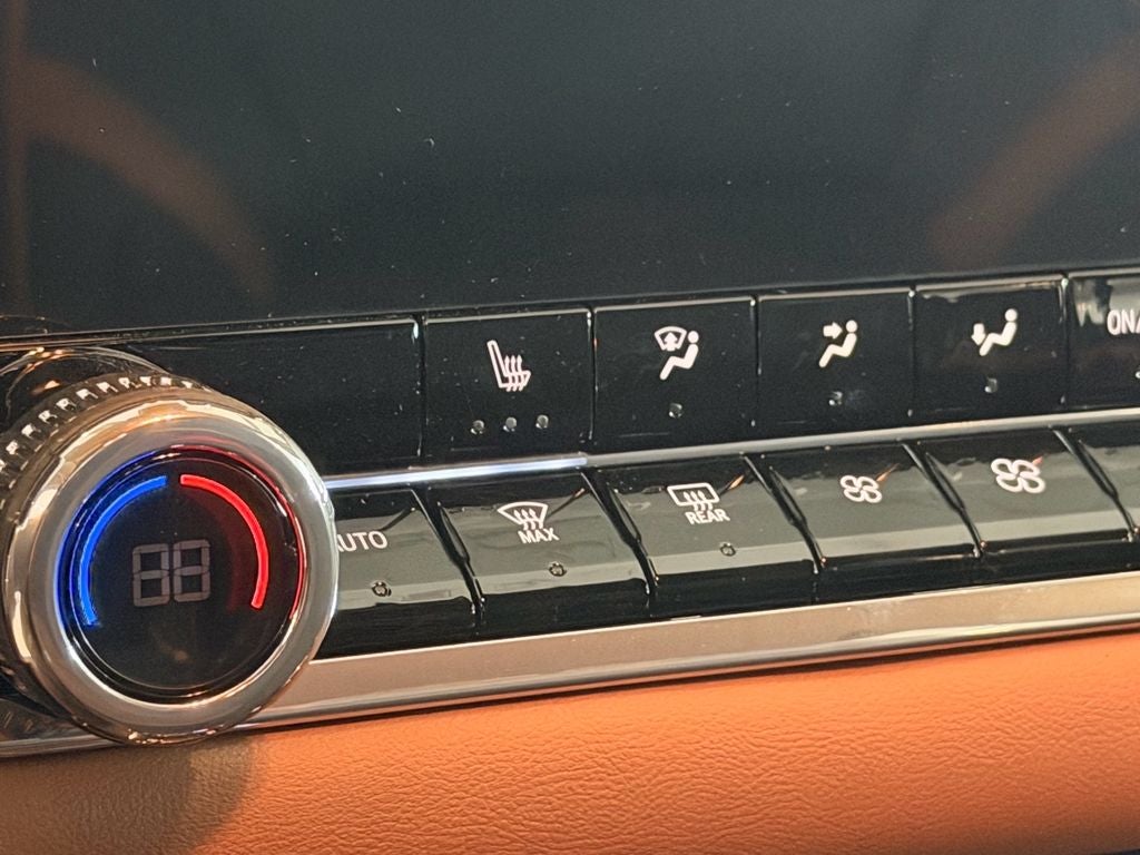 2026 GMC Canyon AT4 - Photo 15