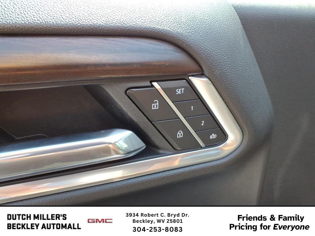 2025 GMC Sierra 1500 SLT