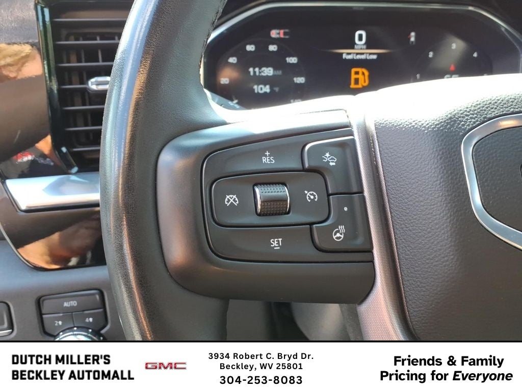 2025 GMC Sierra 1500 SLT