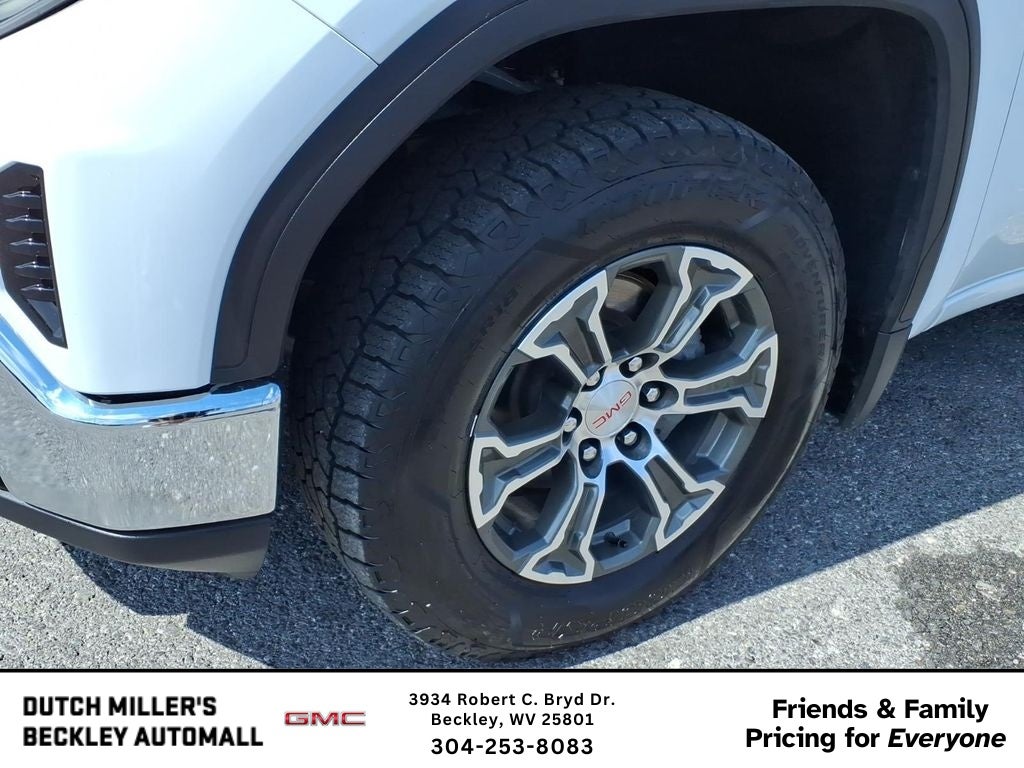 2025 GMC Sierra 1500 SLT