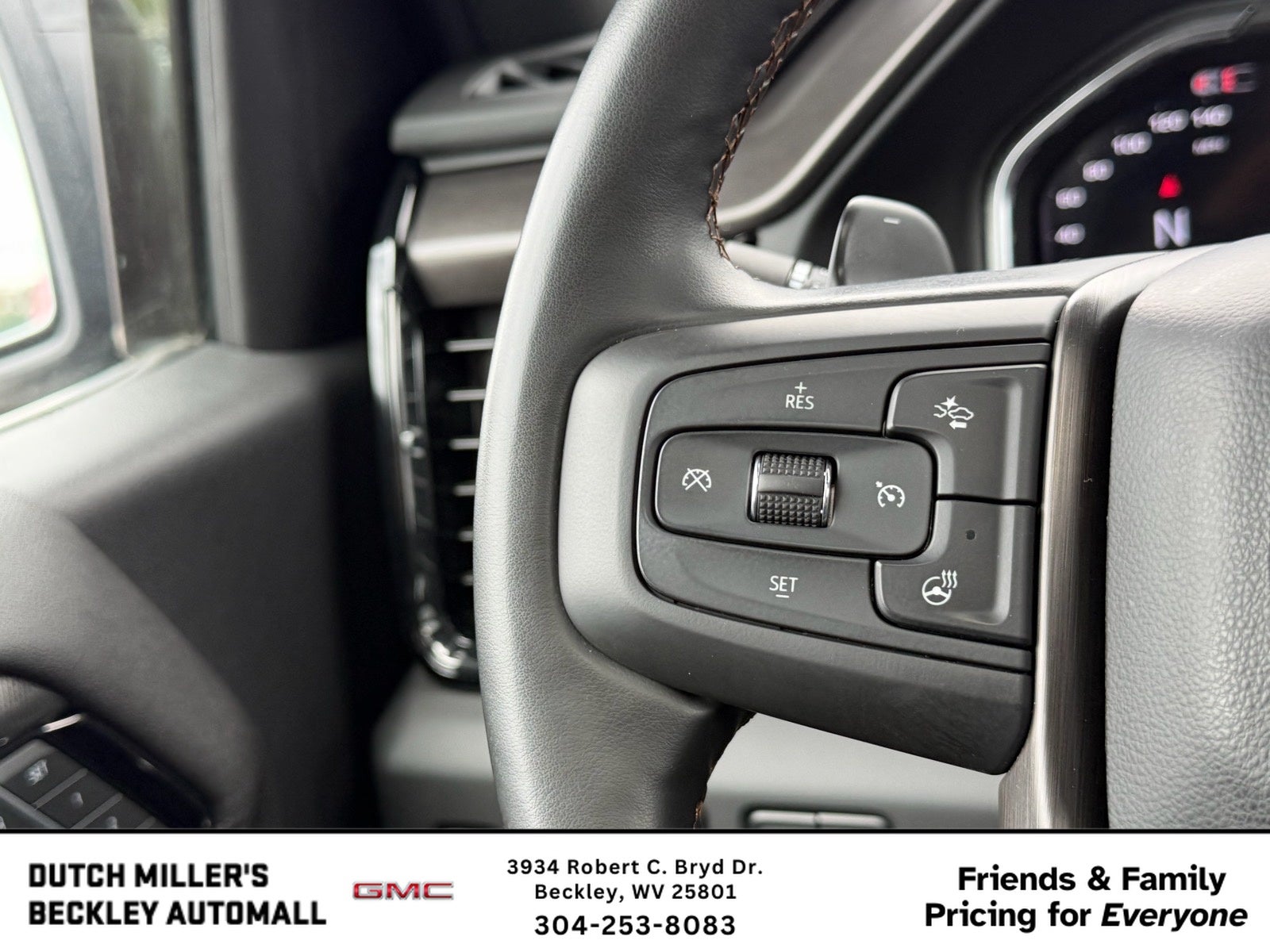 2025 GMC Sierra 1500 AT4