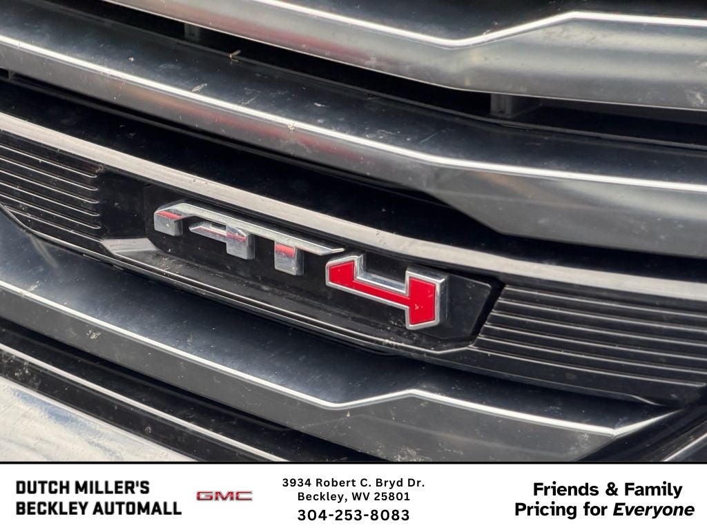 2025 GMC Sierra 1500 AT4