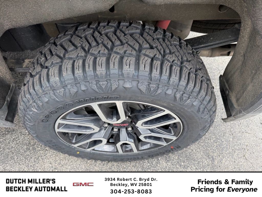 2025 GMC Sierra 1500 AT4
