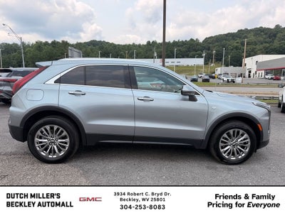2025 Cadillac XT4 Premium Luxury