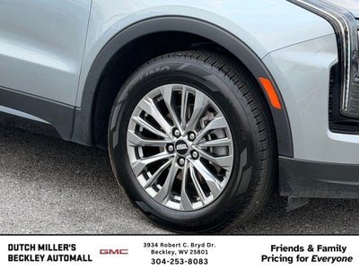 2025 Cadillac XT4 Premium Luxury