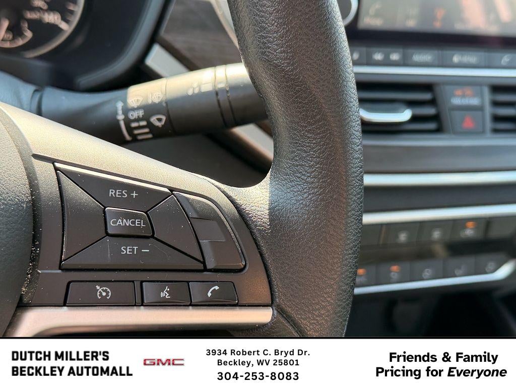 2024 Nissan Altima 2.5 SV