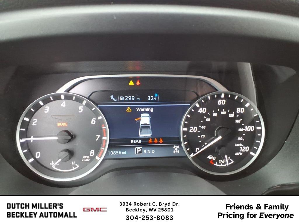 2024 Nissan Titan SV