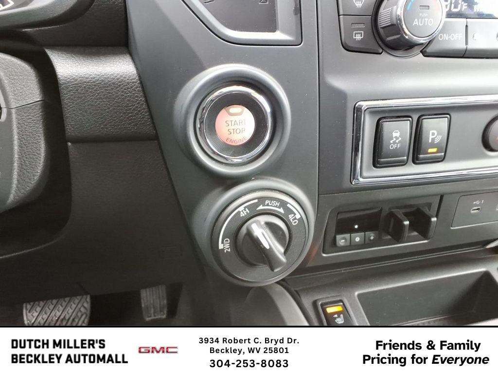 2024 Nissan Titan SV