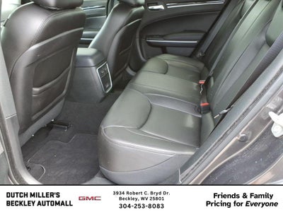 2023 Chrysler 300 Touring L