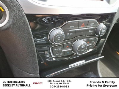 2023 Chrysler 300 Touring L