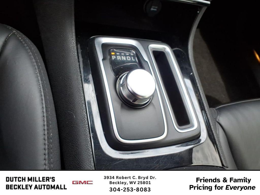 2023 Chrysler 300 Touring L