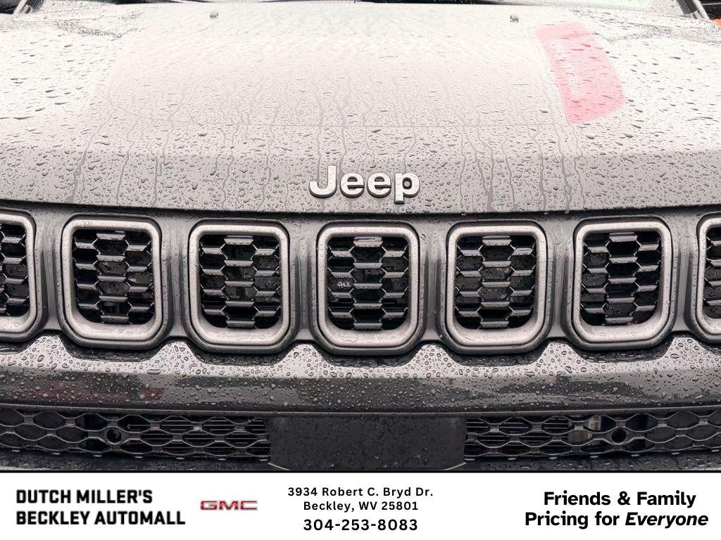 2025 Jeep Compass Trailhawk