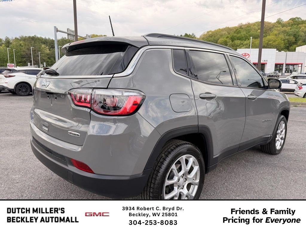 2024 Jeep Compass Latitude Lux